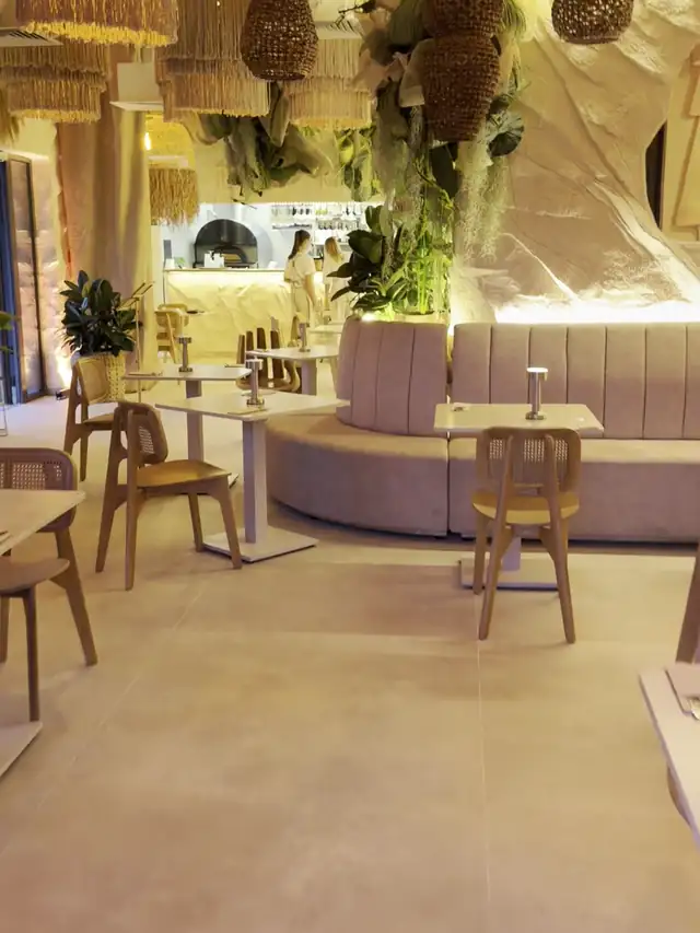 Bar i stoliki